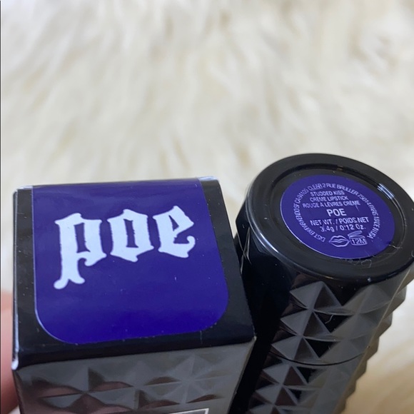 🌙Kat Von D “Poe” Studded Kiss Lipstick 🌙 - Picture 10 of 10